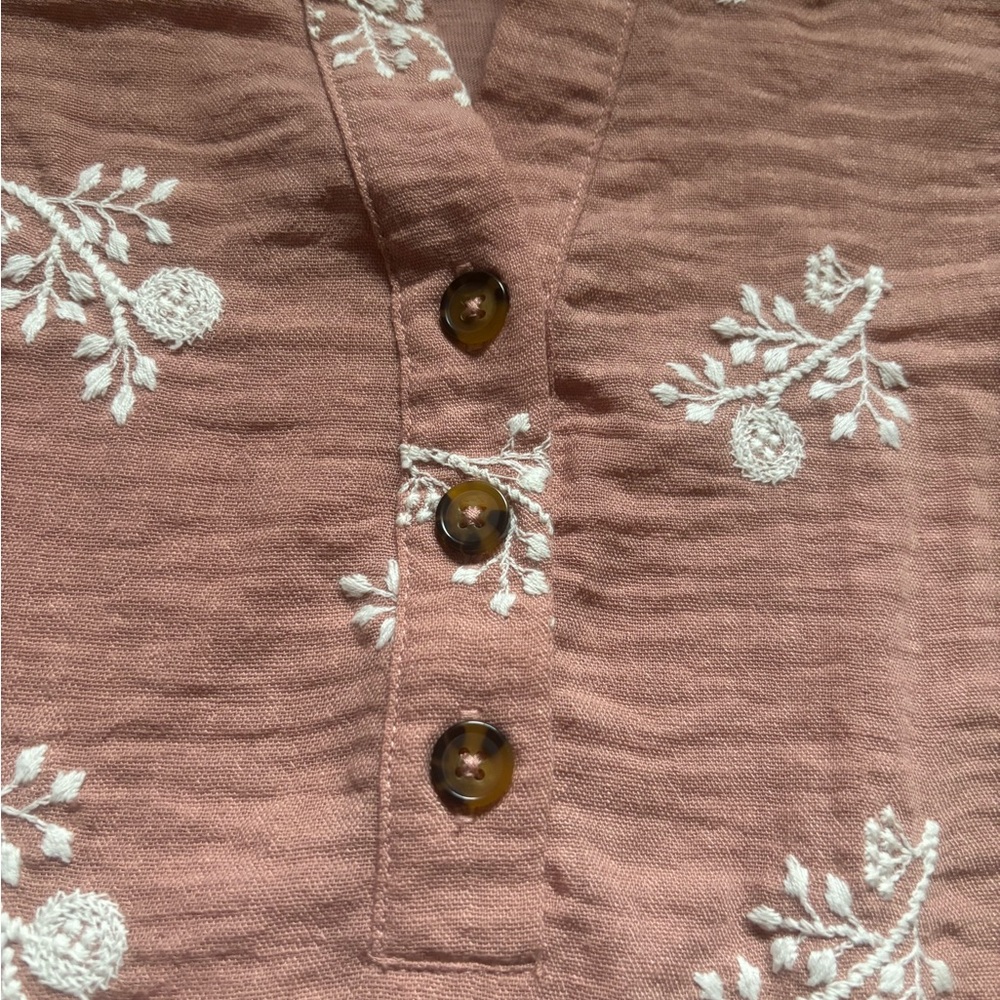 Blush Floral Button-Front Tank Top - Picture 3 of 5